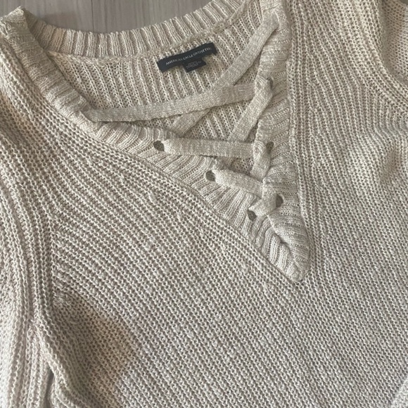 Cream knit sweater - Picture 2 of 3